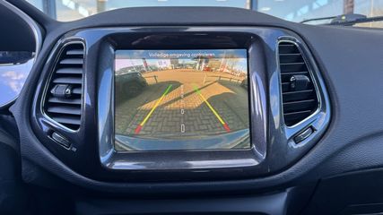 Voertuigafbeelding 8