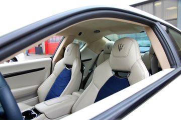 Voertuigafbeelding 23