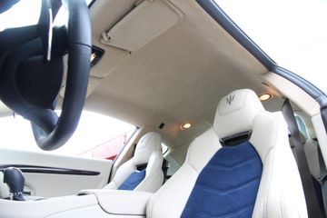 Voertuigafbeelding 26