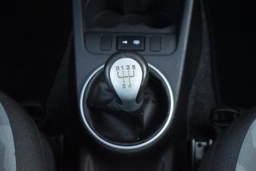 Voertuigafbeelding 12