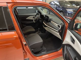 Voertuigafbeelding 16