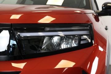 Voertuigafbeelding 6