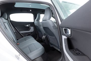 Voertuigafbeelding 7