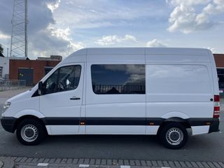 Voertuigafbeelding 2