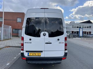 Voertuigafbeelding 4