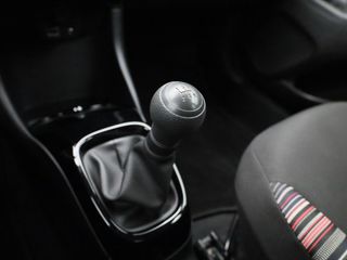 Voertuigafbeelding 16