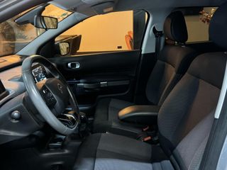 Voertuigafbeelding 15