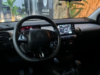 Voertuigafbeelding 18