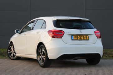 Voertuigafbeelding 2