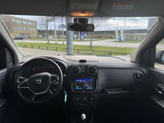 Voertuigafbeelding 16