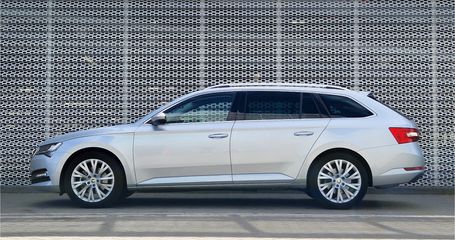 Voertuigafbeelding 3