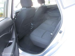 Voertuigafbeelding 8