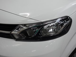 Voertuigafbeelding 4