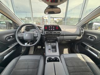 Voertuigafbeelding 10