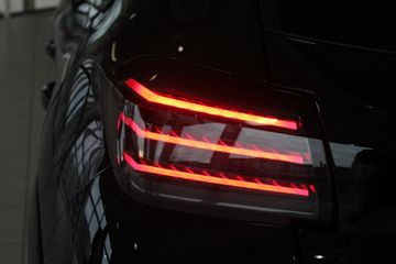 Voertuigafbeelding 12