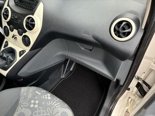 Voertuigafbeelding 32