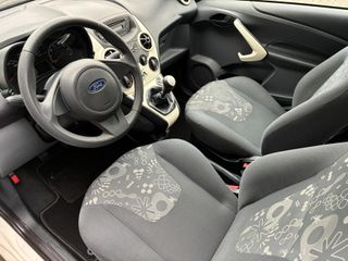 Voertuigafbeelding 6