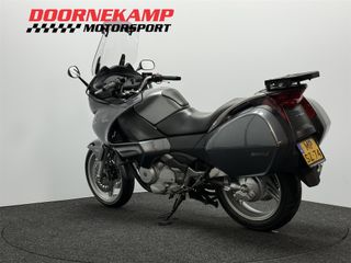 Voertuigafbeelding 10