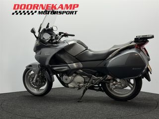 Voertuigafbeelding 9