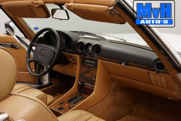 Voertuigafbeelding 8