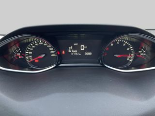 Voertuigafbeelding 14