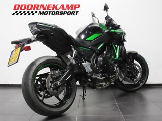 Voertuigafbeelding 5