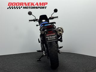 Voertuigafbeelding 12