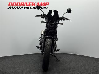 Voertuigafbeelding 4