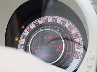 Voertuigafbeelding 26