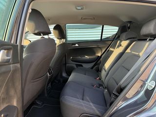 Voertuigafbeelding 10