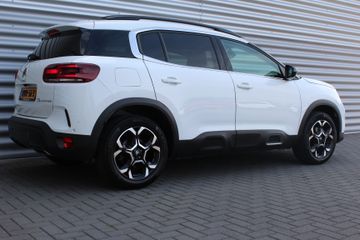 Voertuigafbeelding 6