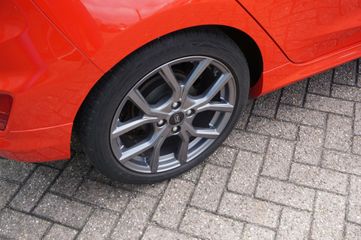 Voertuigafbeelding 9