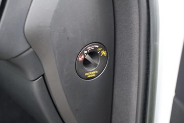 Voertuigafbeelding 36