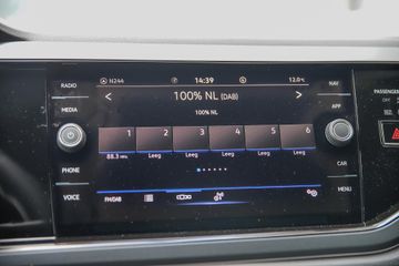 Voertuigafbeelding 15