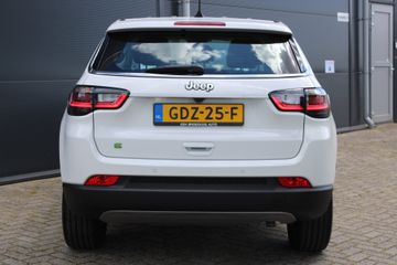 Voertuigafbeelding 42