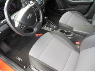 Voertuigafbeelding 8