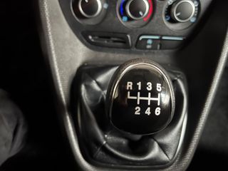 Voertuigafbeelding 24