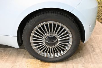 Voertuigafbeelding 16