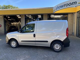 Voertuigafbeelding 4