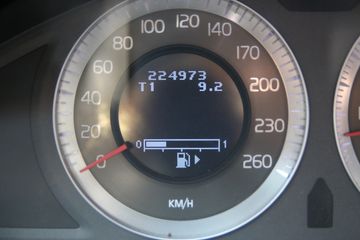 Voertuigafbeelding 6