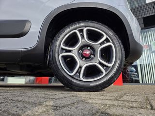 Voertuigafbeelding 12