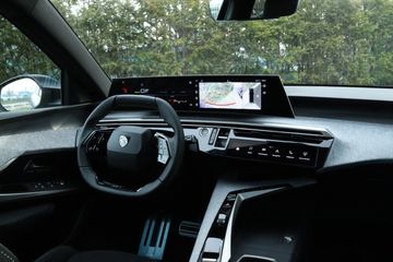 Voertuigafbeelding 3