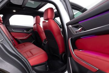 Voertuigafbeelding 10