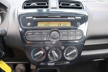 Voertuigafbeelding 5