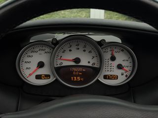 Voertuigafbeelding 6