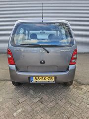 Voertuigafbeelding 4