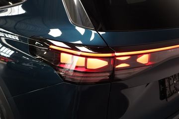 Voertuigafbeelding 8