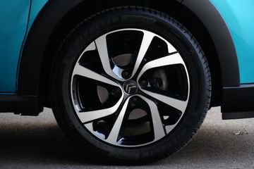 Voertuigafbeelding 2