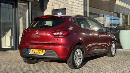 Voertuigafbeelding 4