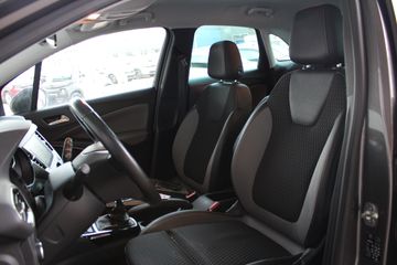 Voertuigafbeelding 4